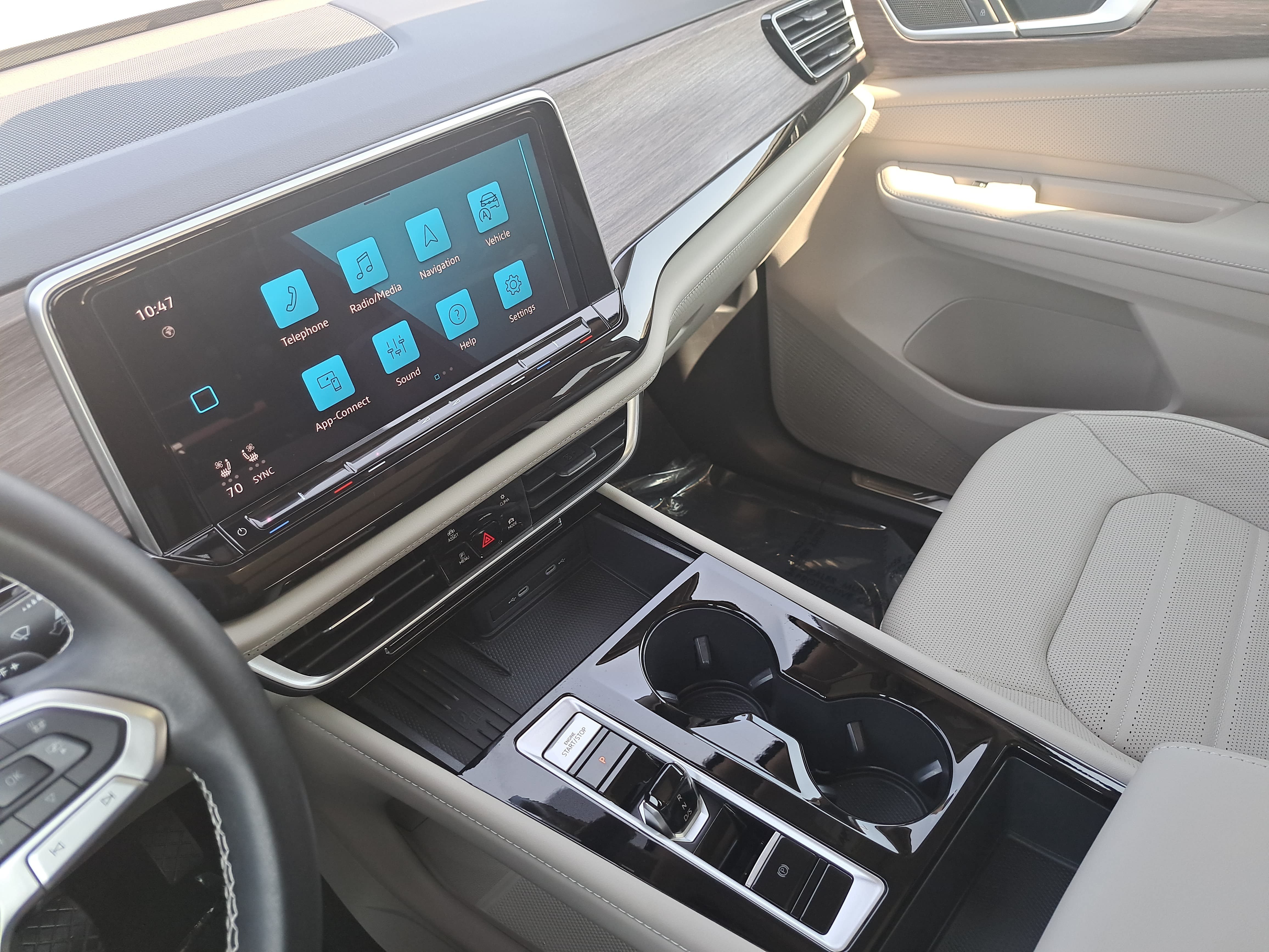Certified 2026 Volkswagen Atlas SEL AWD/4WD image 27