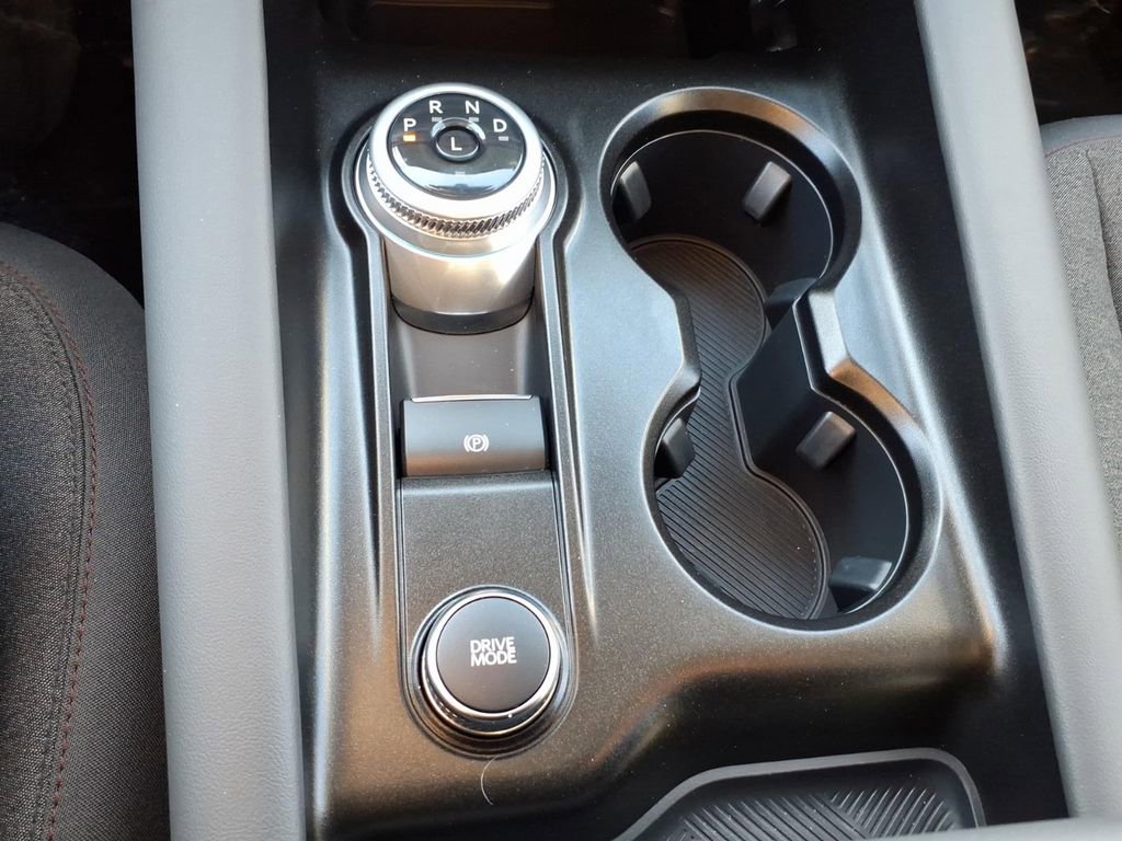 Used 2025 Ford Explorer Active image 21