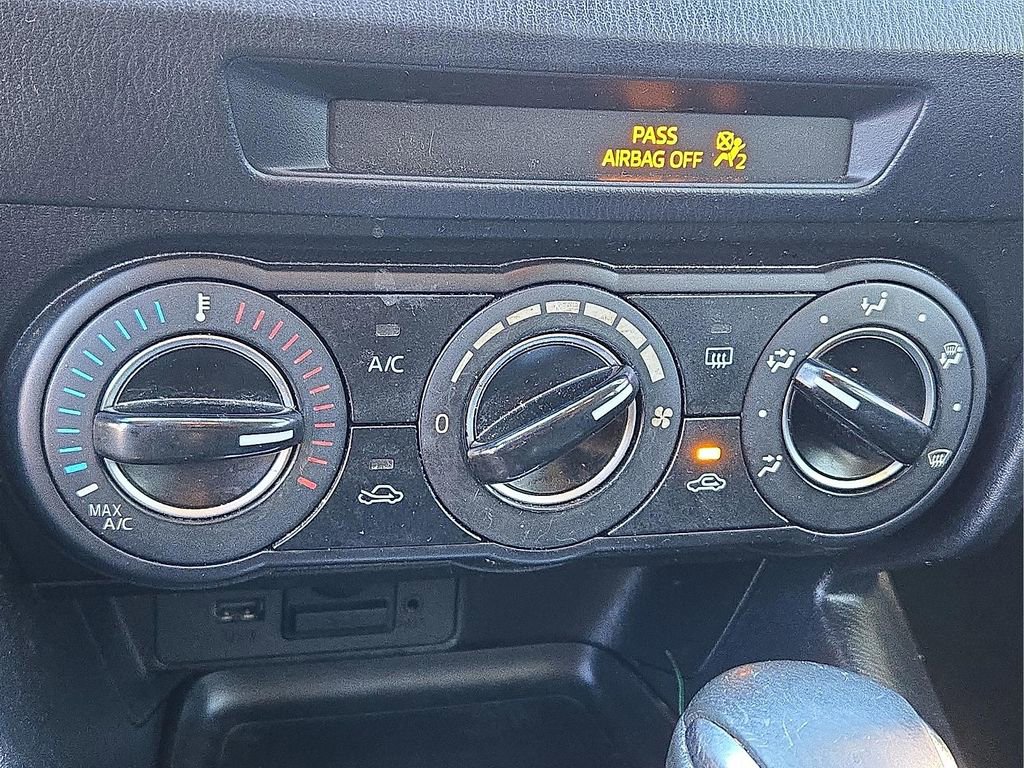 Used 2016 MAZDA MAZDA3 i Sport w/ Preferred Equipment Package image 16