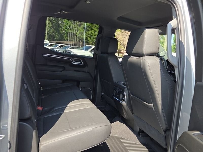 Used 2024 Chevrolet Silverado 1500 LTZ w/ LTZ Convenience Package II AWD/4WD image 16