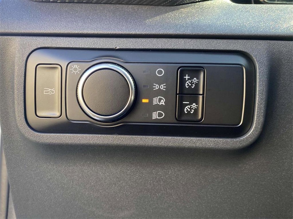 New 2025 Ford Mustang Coupe image 27