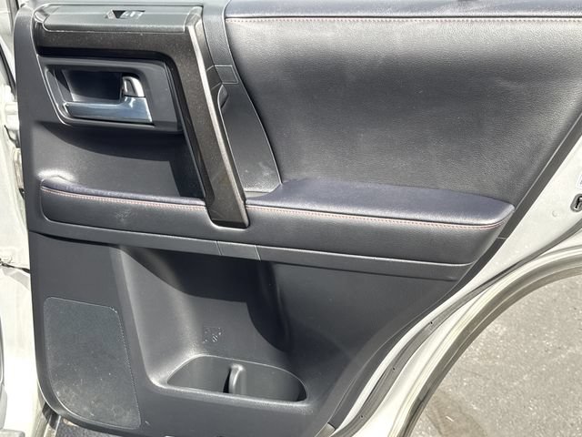 Used 2023 Toyota 4Runner TRD Off-Road Premium w/ Moonroof Package AWD/4WD image 21