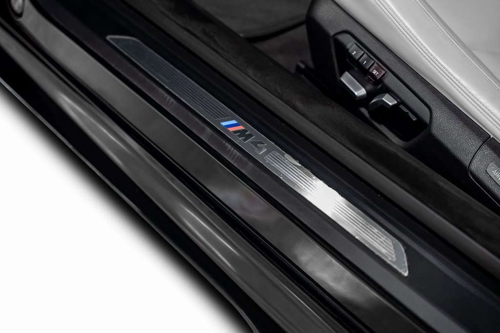 Used 2018 BMW M4 Coupe image 65