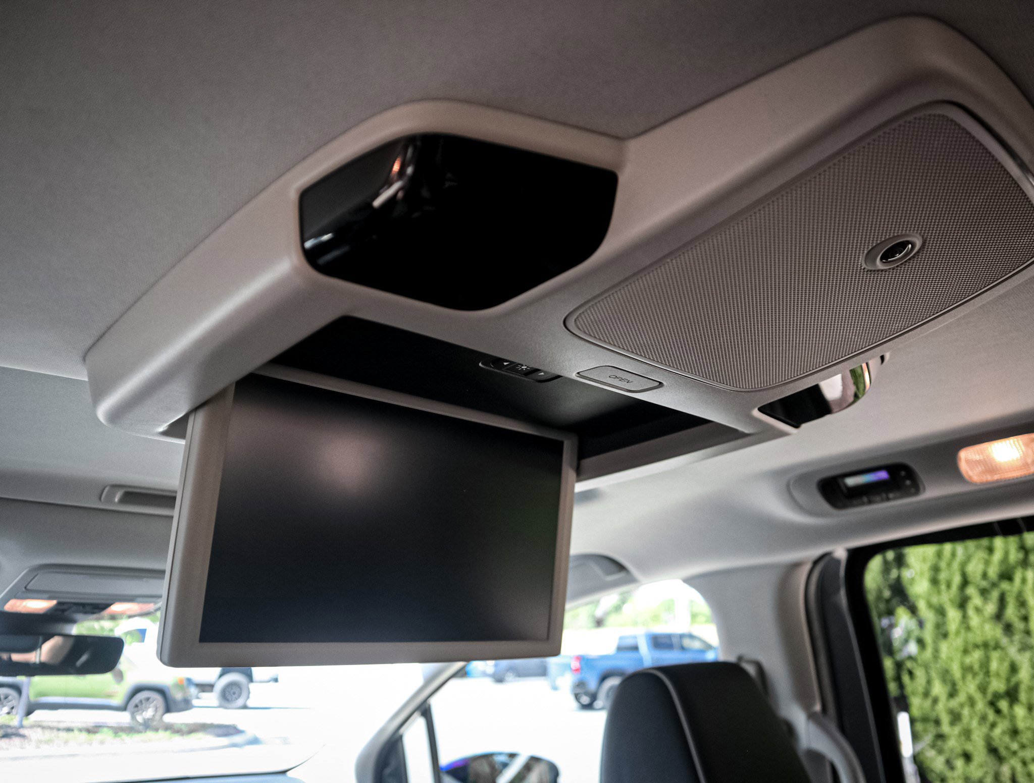 Used 2025 Honda Odyssey Elite image 26