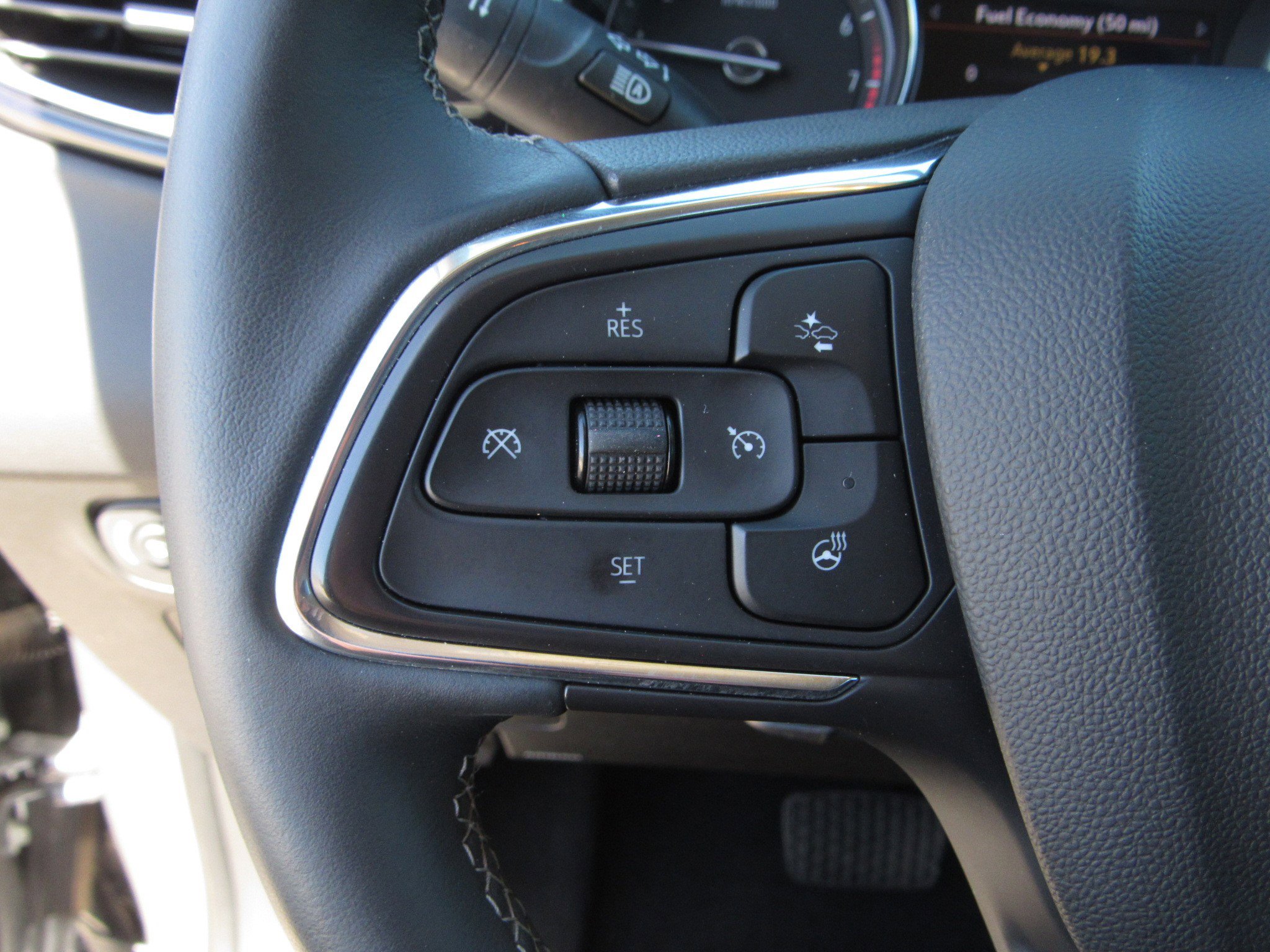 Used 2023 Buick Encore GX Essence w/ Experience Buick Package image 27