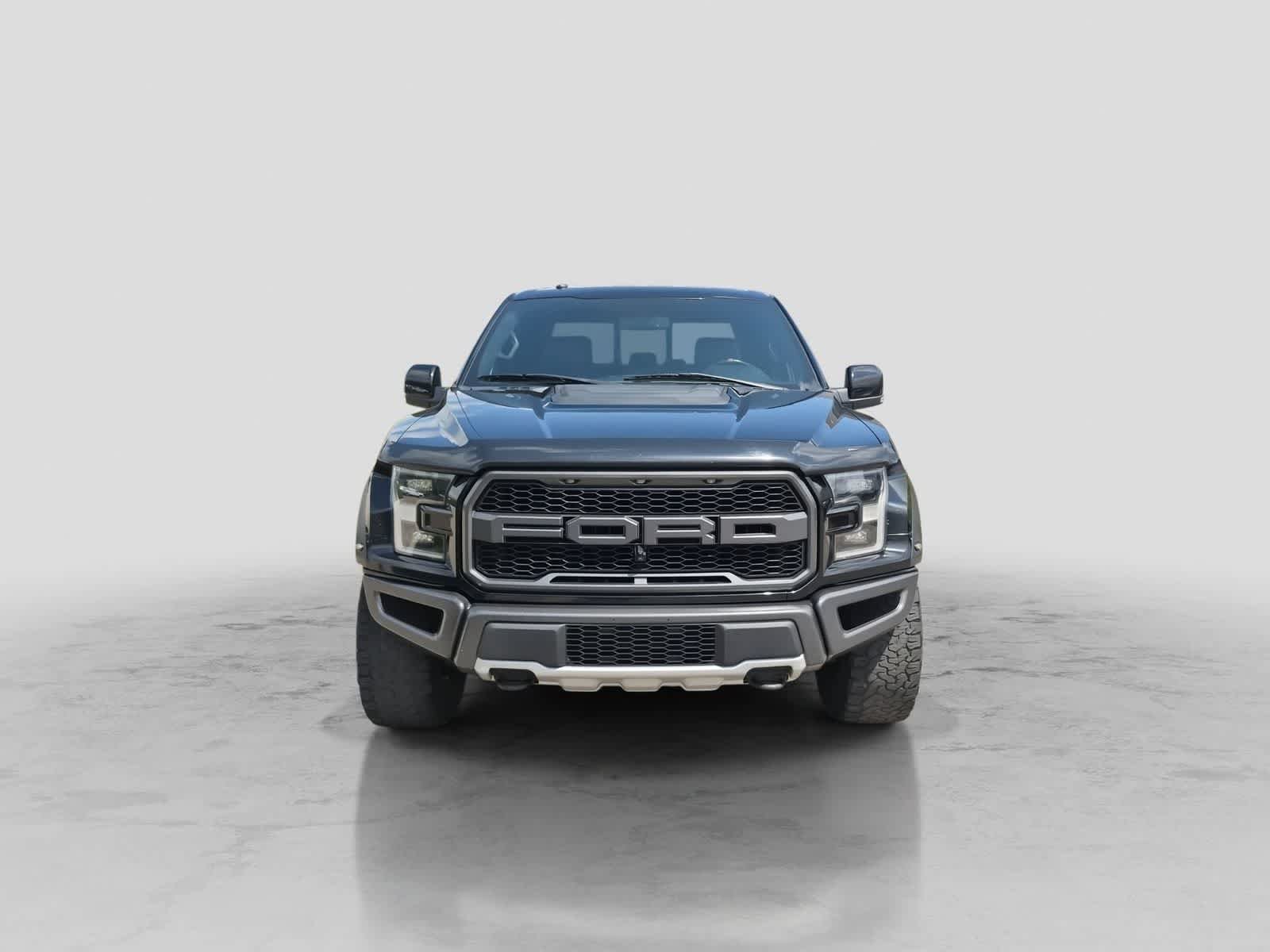 Used 2018 Ford F150 Raptor w/ Equipment Group 802A Luxury AWD/4WD image 3