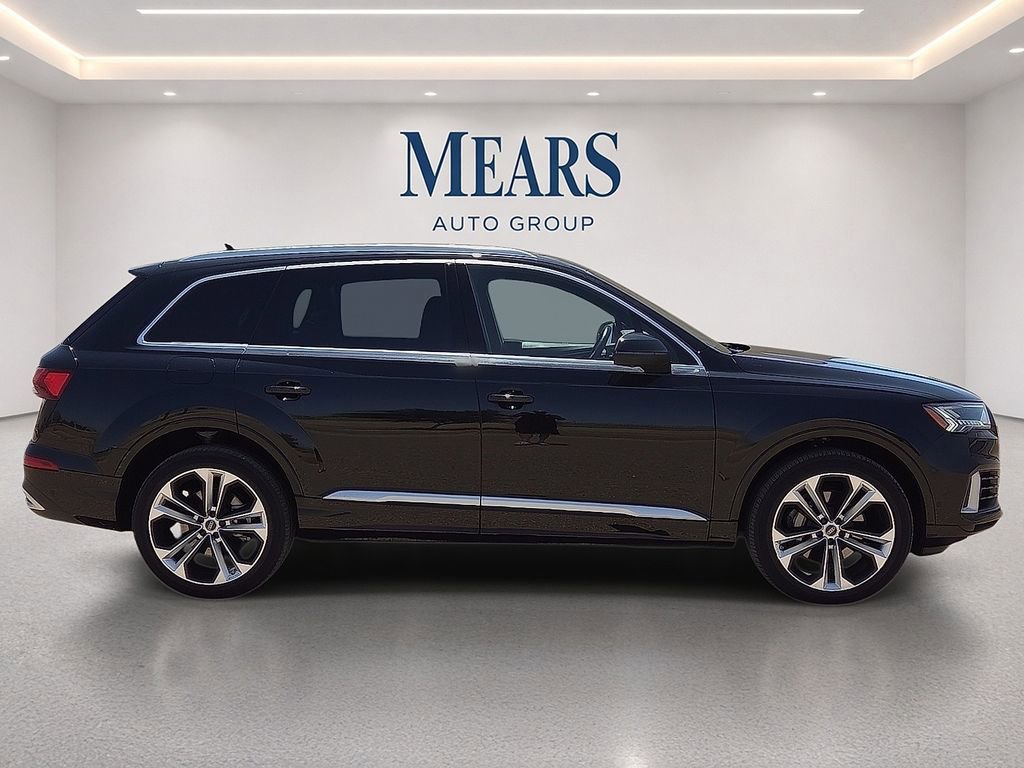 Used 2023 Audi Q7 3.0T Premium Plus w/ Premium Plus Package AWD/4WD image 6