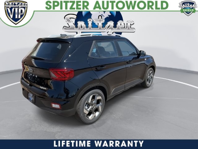 New 2026 Hyundai Venue SEL FWD image 14