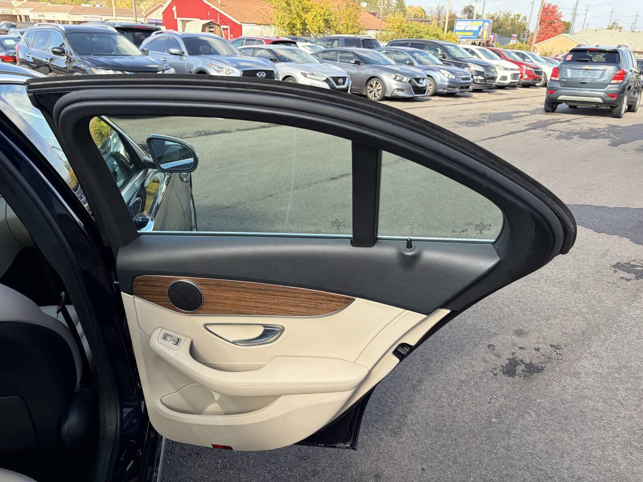 Used 2020 Mercedes-Benz C 300 4MATIC Sedan image 22