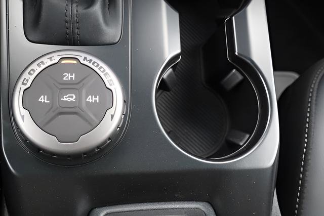 New 2026 Ford Bronco Outer Banks image 26