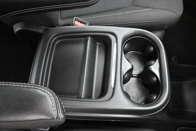 Used 2024 Chrysler Pacifica Touring FWD image 32
