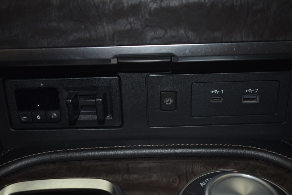 Used 2023 Nissan Armada Platinum w/ Captain's Chairs Package AWD/4WD image 26