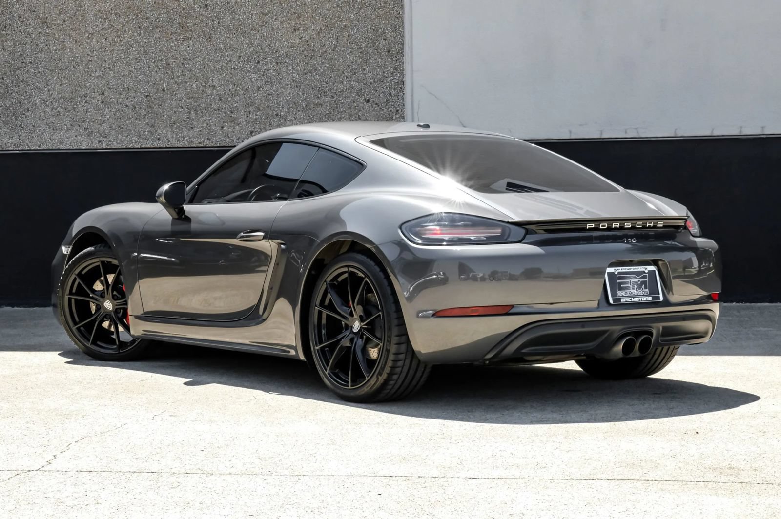 Used 2019 Porsche 718 Cayman S RWD image 11