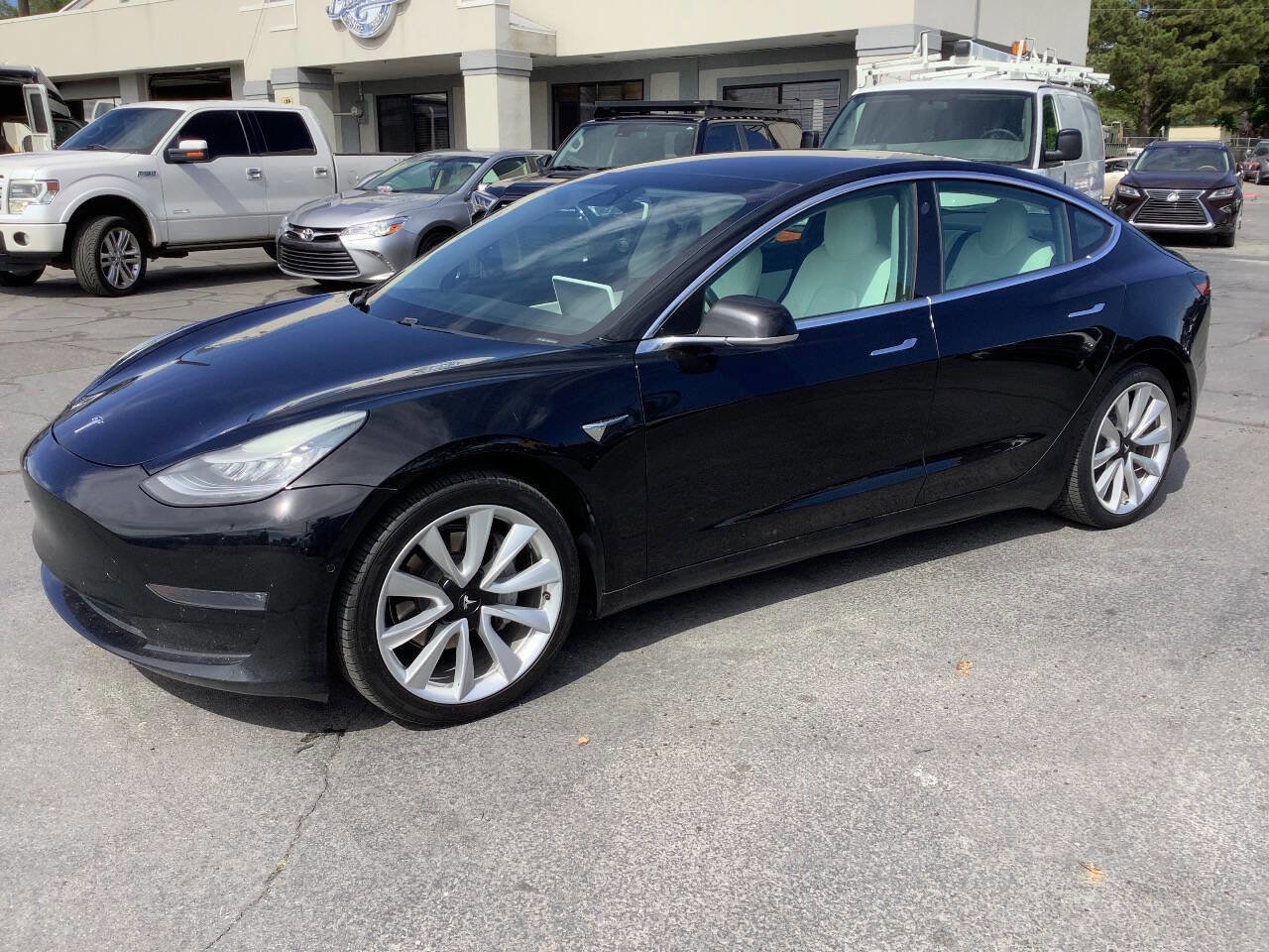 Used 2019 Tesla Model 3 Standard Range Plus RWD image 19