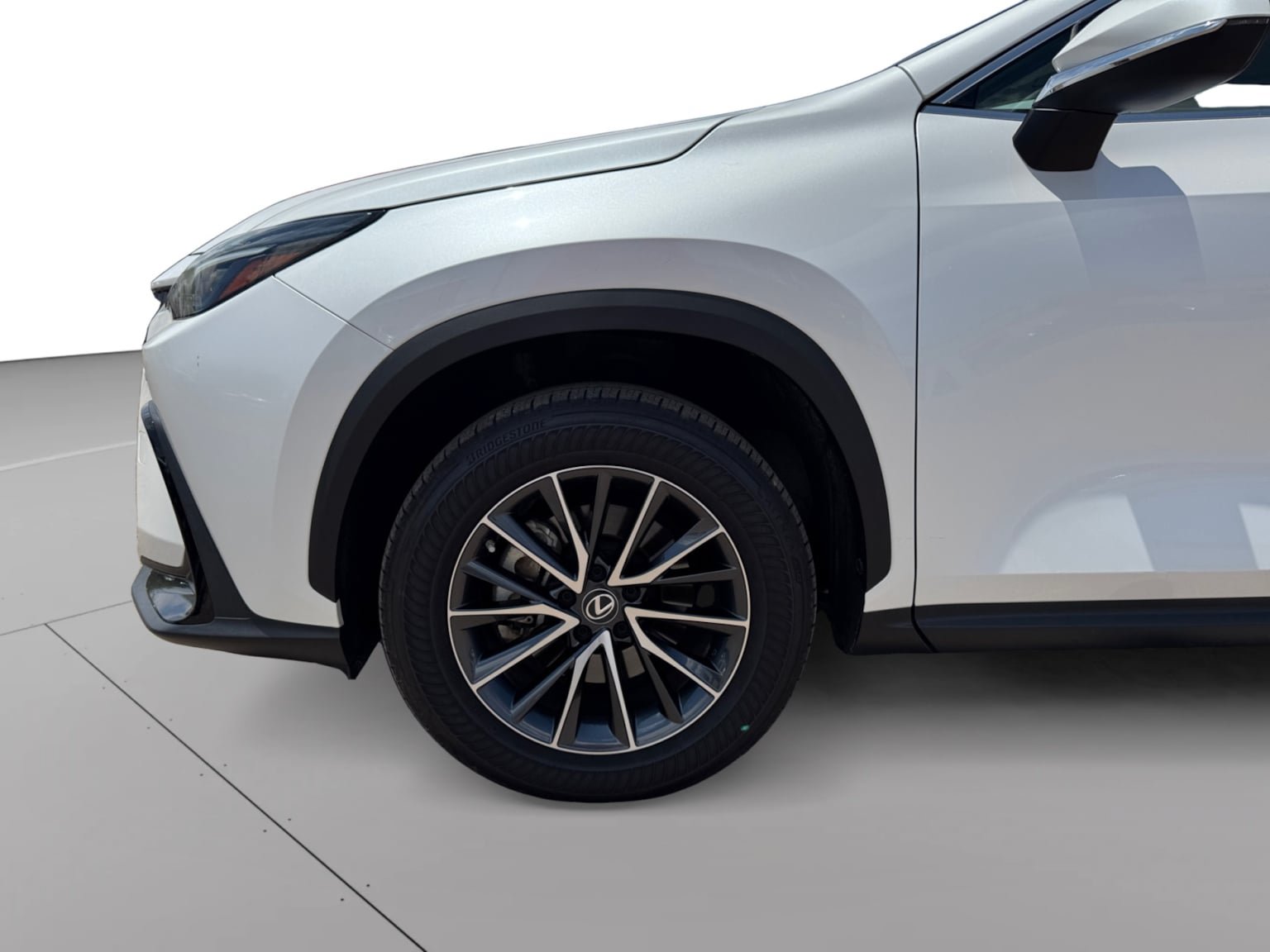 Used 2023 Lexus NX 350 AWD image 9