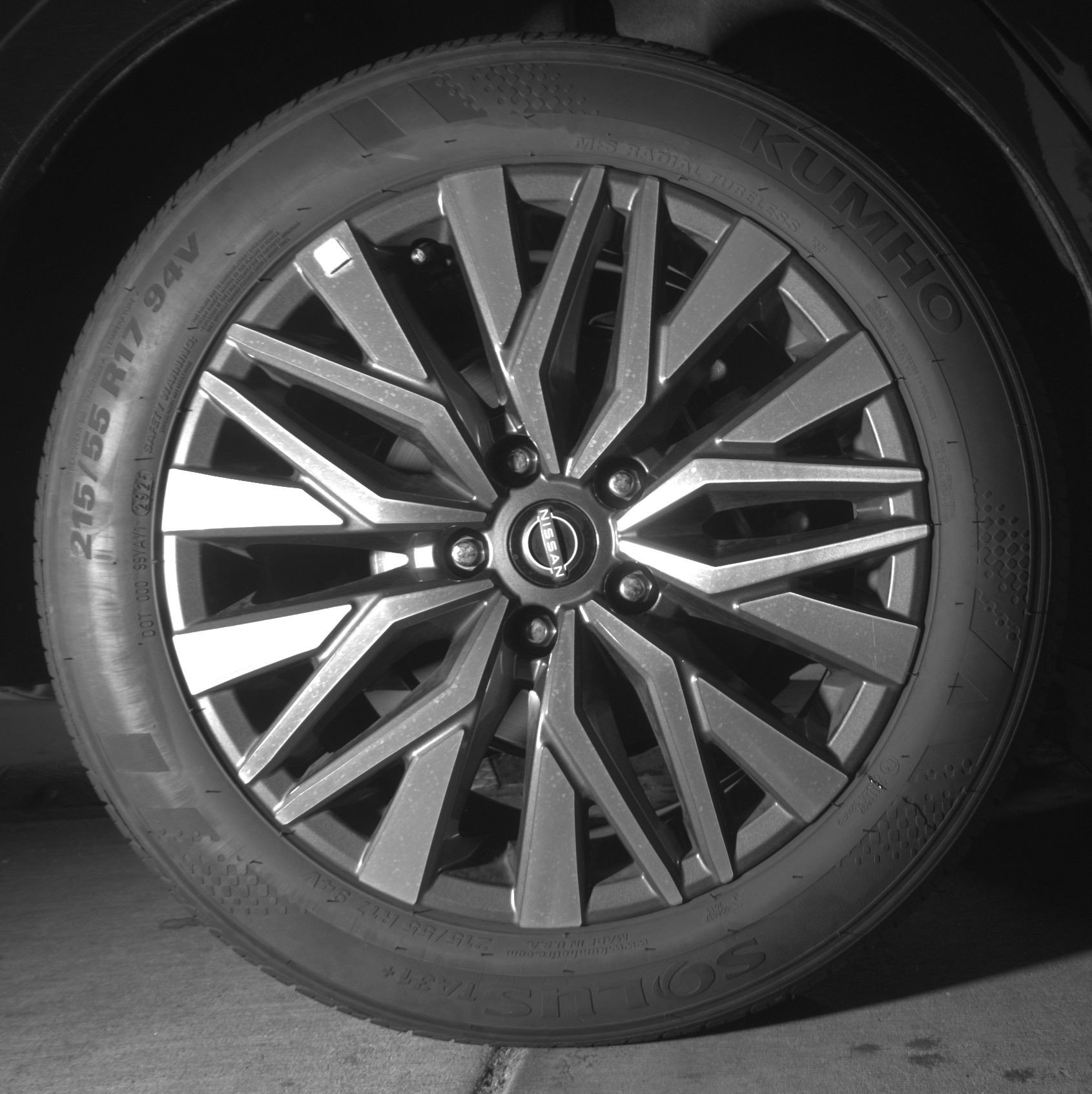 Used 2025 Nissan Altima 2.5 SV FWD image 15