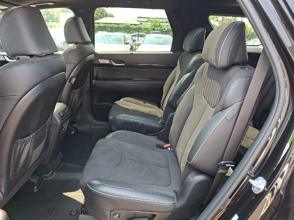 Used 2024 Hyundai Palisade Calligraphy AWD/4WD image 12