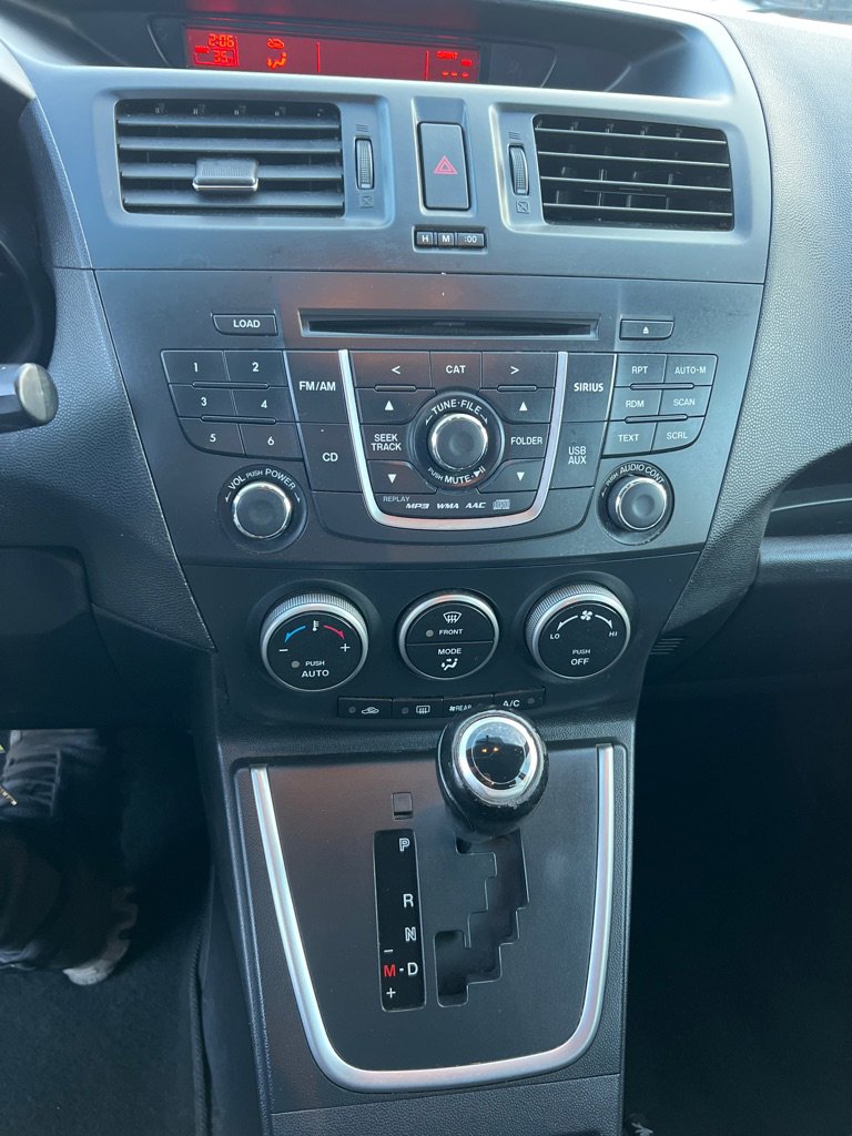 Used 2013 MAZDA MAZDA5 Touring image 30