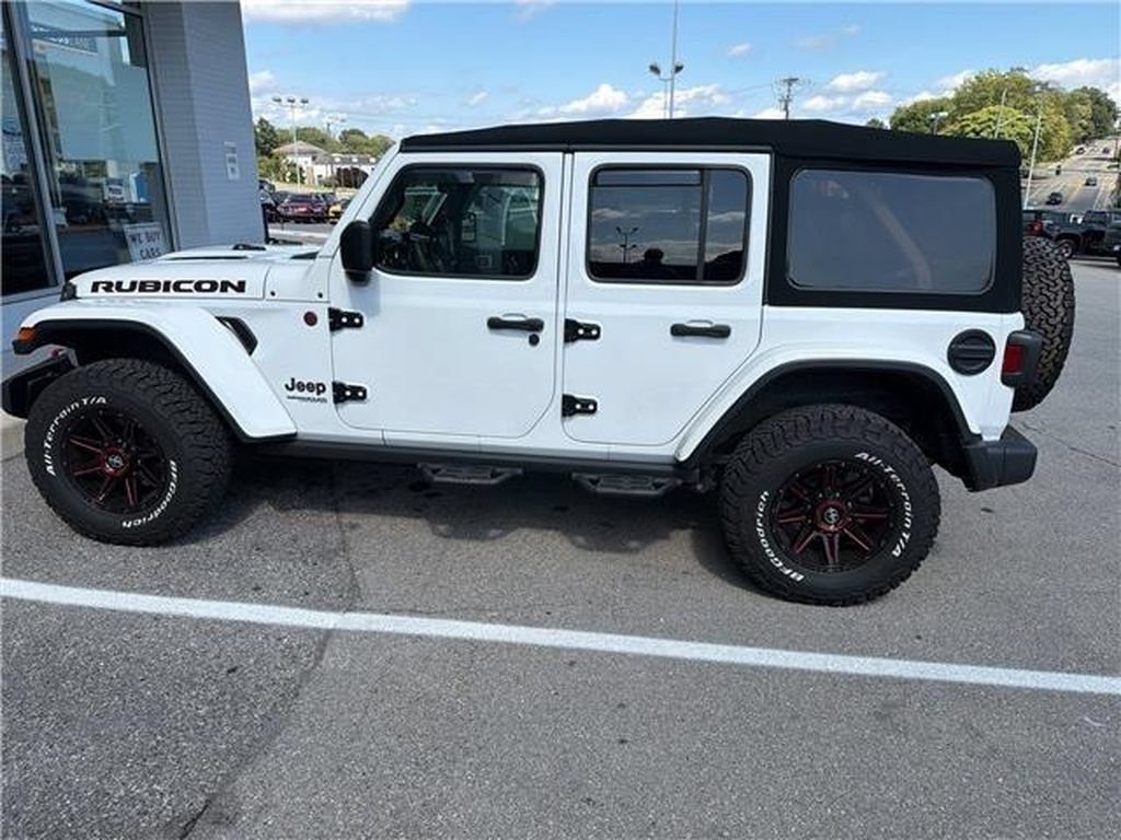 Used 2021 Jeep Wrangler Unlimited Rubicon AWD/4WD image 3