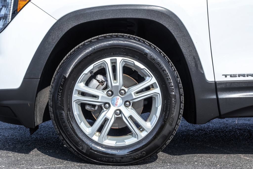 Used 2023 GMC Terrain SLE w/ Driver Convenience Package FWD image 36