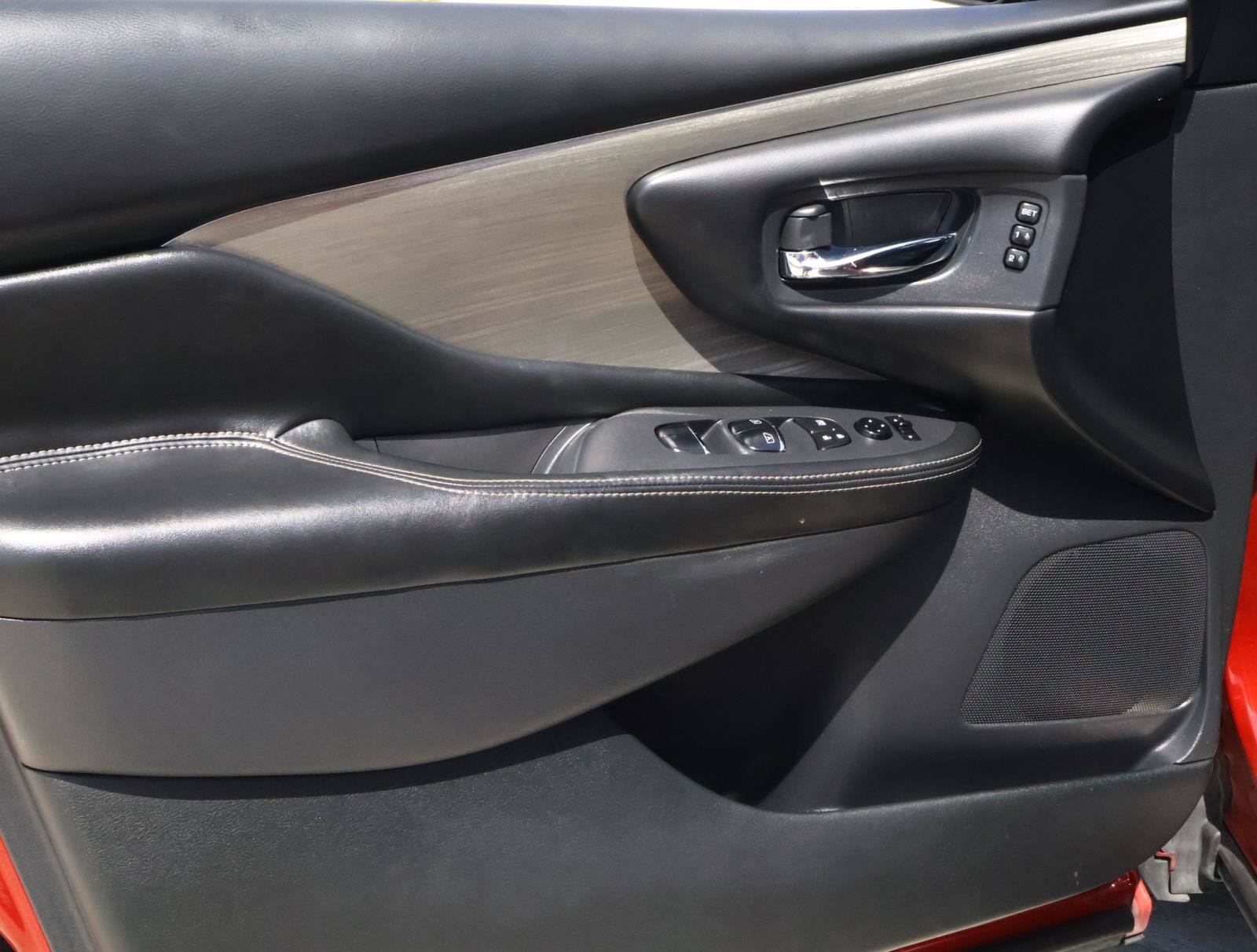Used 2018 Nissan Murano Platinum FWD image 14