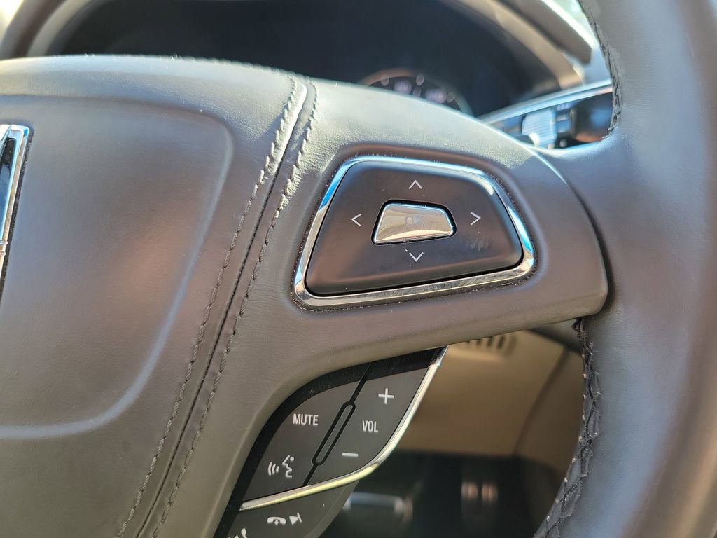 Used 2019 Lincoln MKZ Reserve w/ Reserve Plus Package image 22