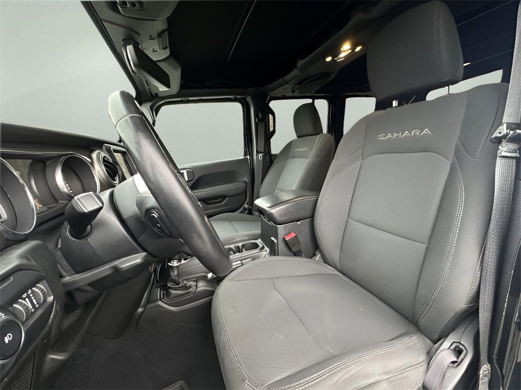Used 2019 Jeep Wrangler Unlimited Sahara image 18