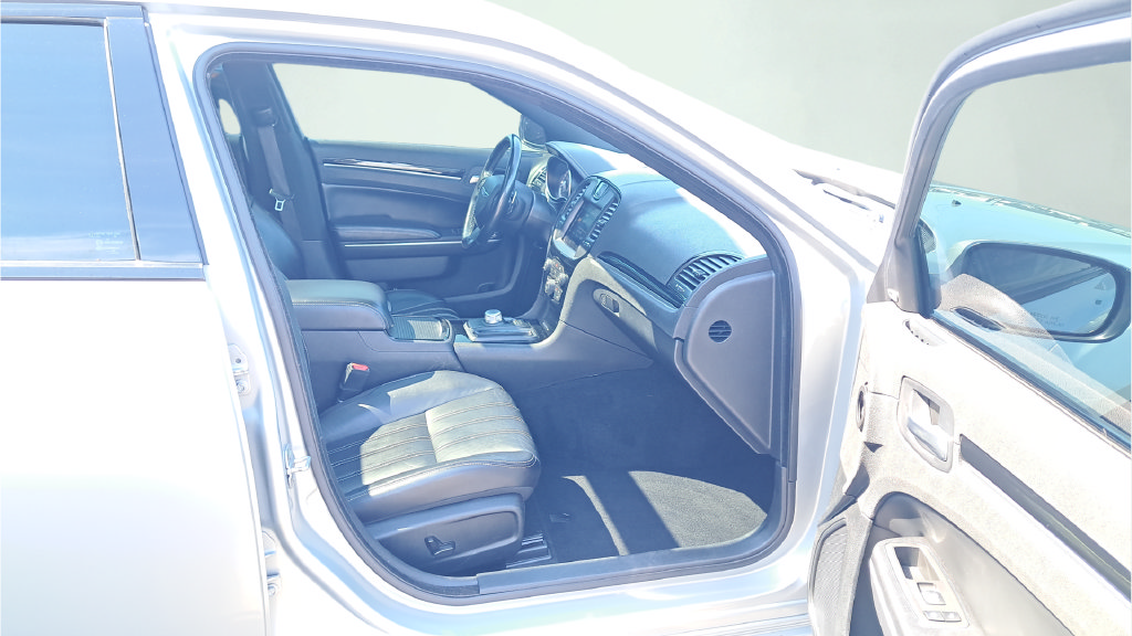 Used 2022 Chrysler 300 S RWD image 16