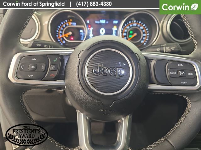 Used 2023 Jeep Gladiator Overland w/ Cold Weather Group image 30