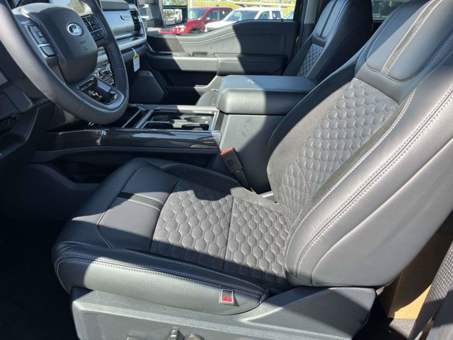 New 2026 Ford F250 Lariat w/ Black Appearance Package AWD/4WD image 11