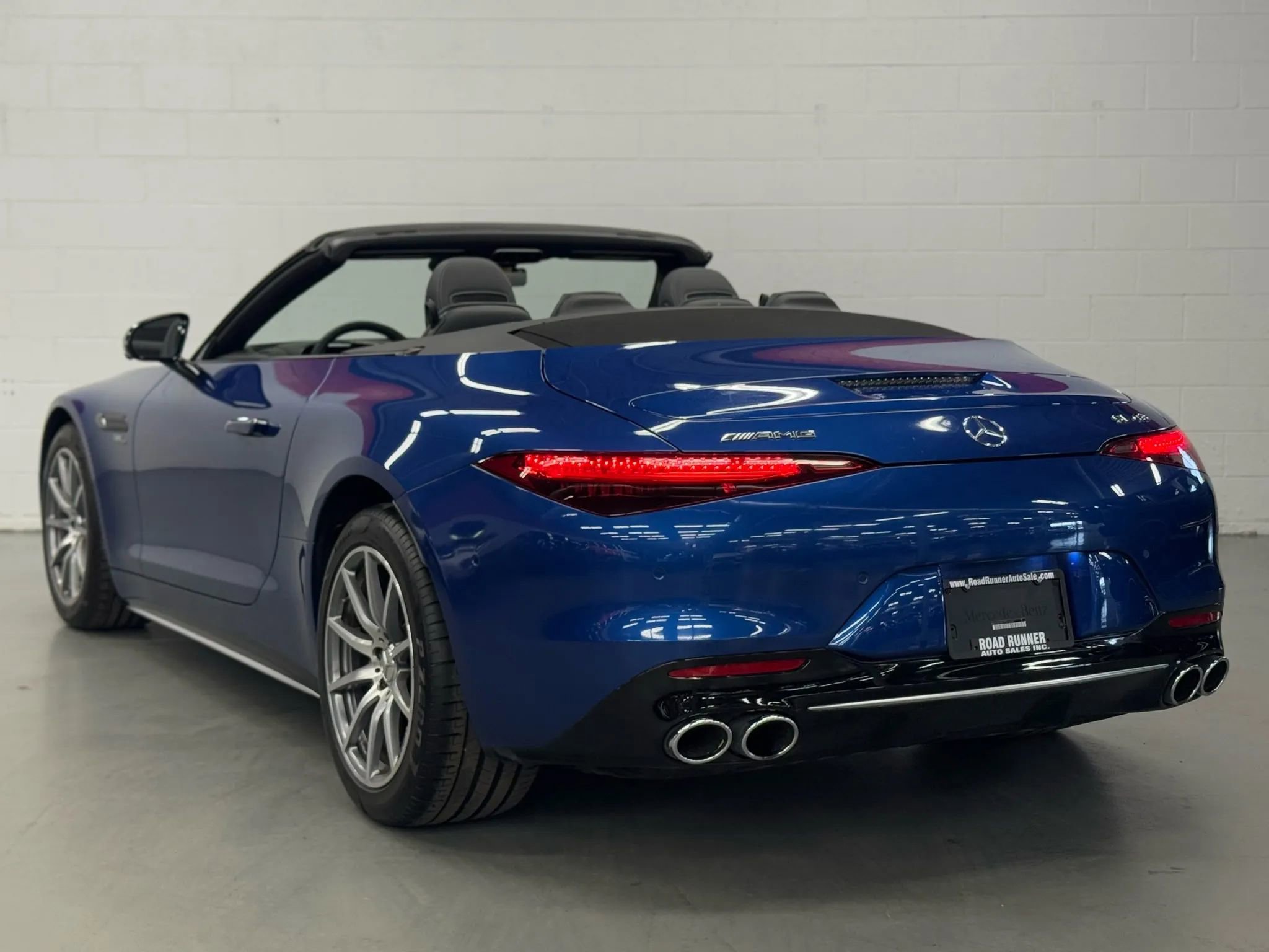 Used 2023 Mercedes-Benz SL 43 AMG image 10