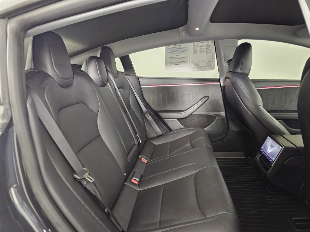 Used 2025 Tesla Model 3 Long Range image 35