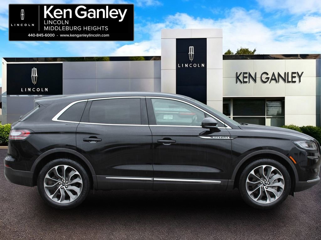 Used 2023 Lincoln Nautilus Reserve FWD image 8