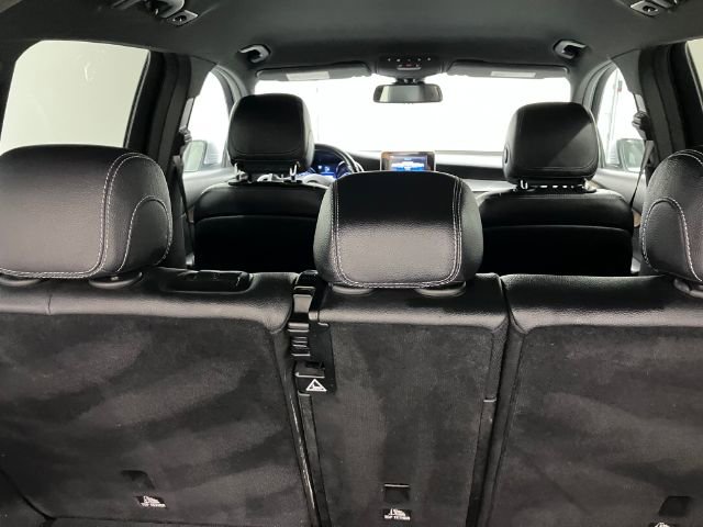 Used 2017 Mercedes-Benz GLC 300 4MATIC image 36