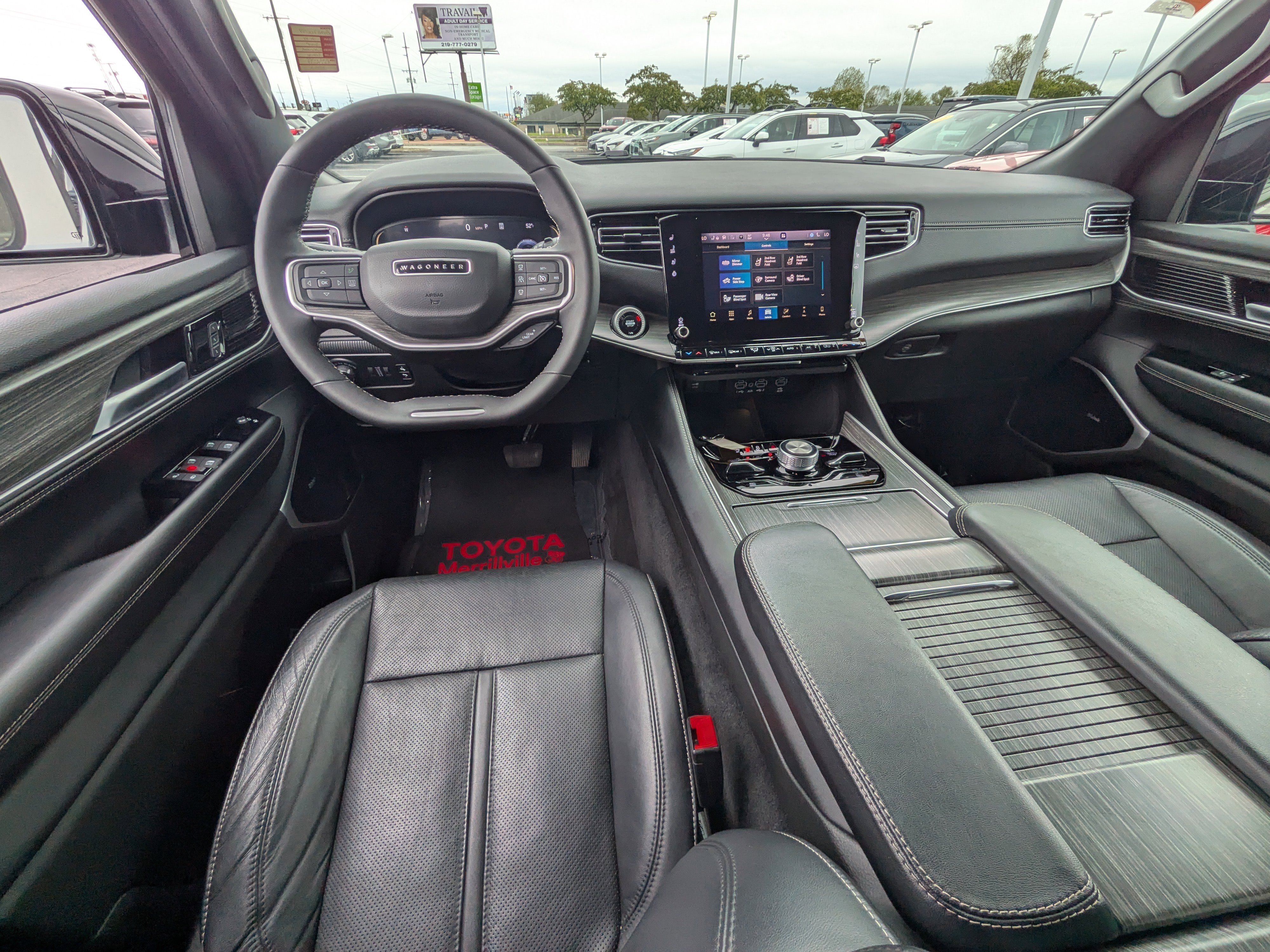 Used 2024 Jeep Wagoneer Series III w/ Premium Group I AWD/4WD image 13