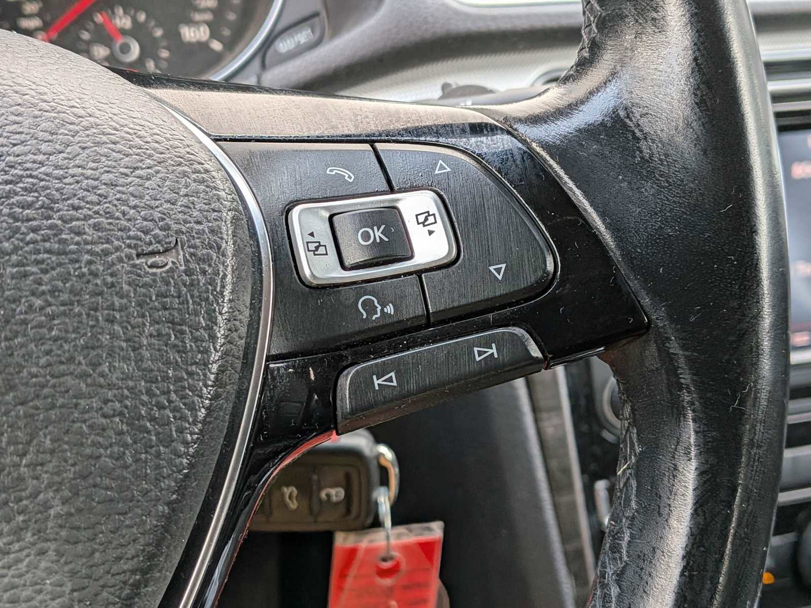 Used 2016 Volkswagen Passat 1.8T SE image 25