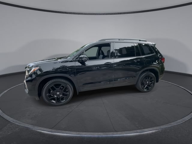 Used 2025 Honda Passport Black Edition image 4