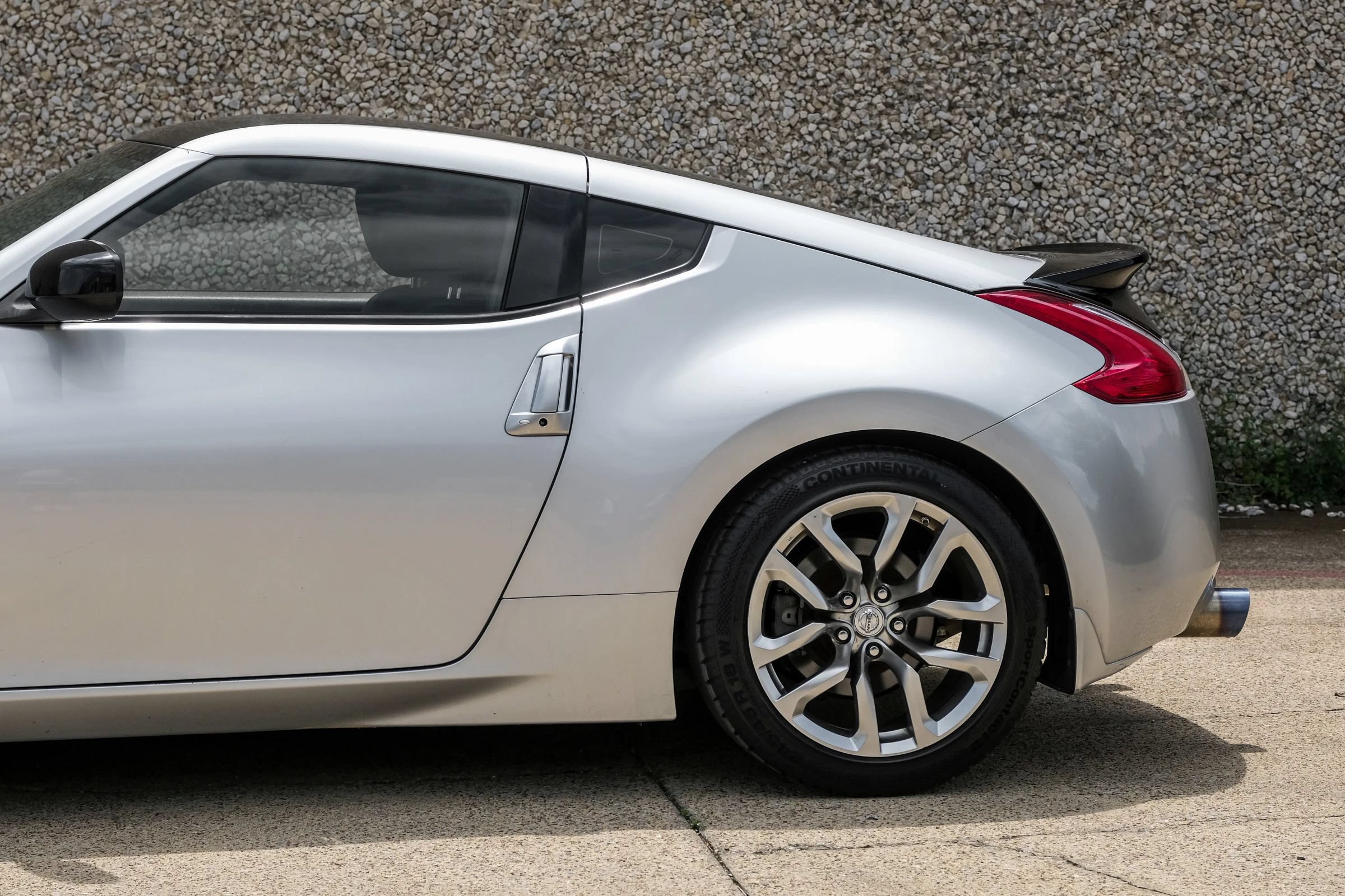 Used 2014 Nissan 370Z Coupe RWD image 12