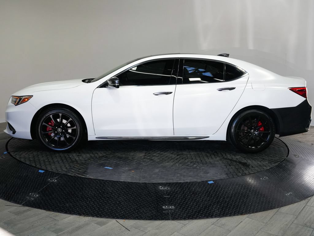 Used 2018 Acura TLX w/ Technology Package FWD image 4
