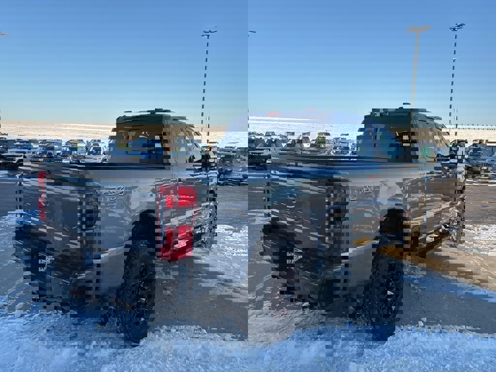 Used 2024 Ford F250 Lariat w/ Black Appearance Package image 6