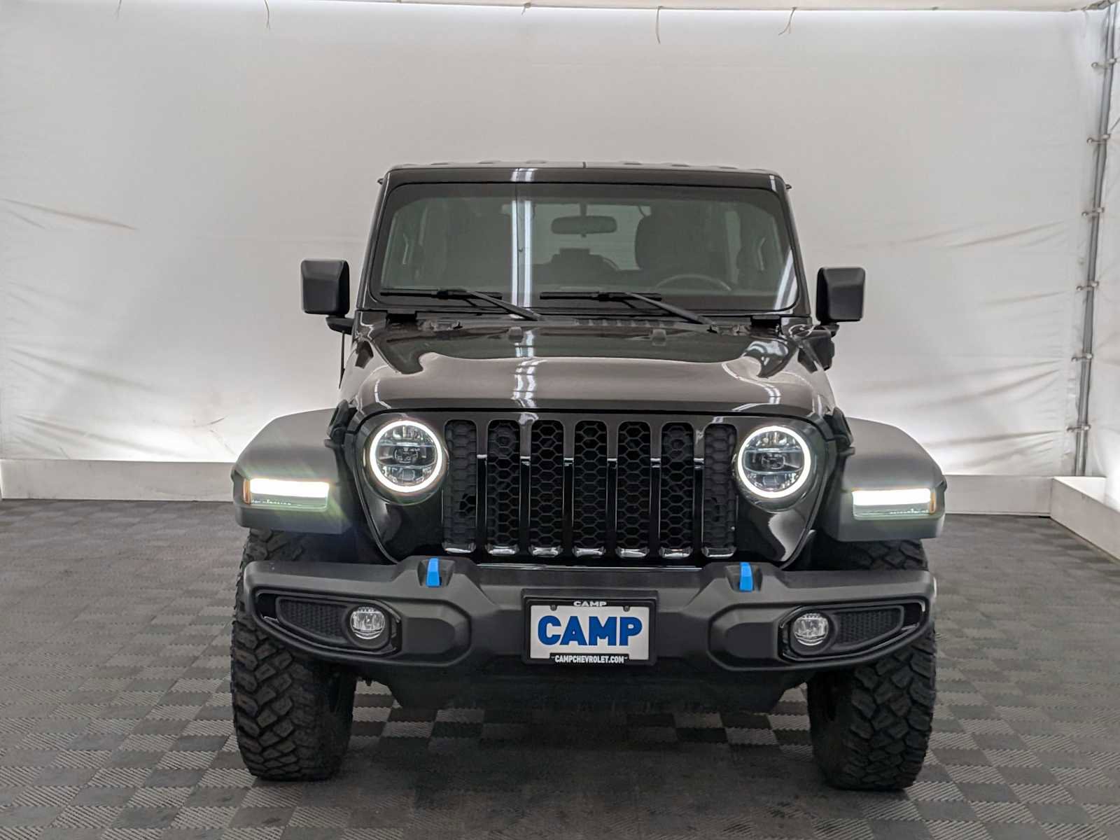 Used 2023 Jeep Wrangler Unlimited w/ Cold Weather Group image 8
