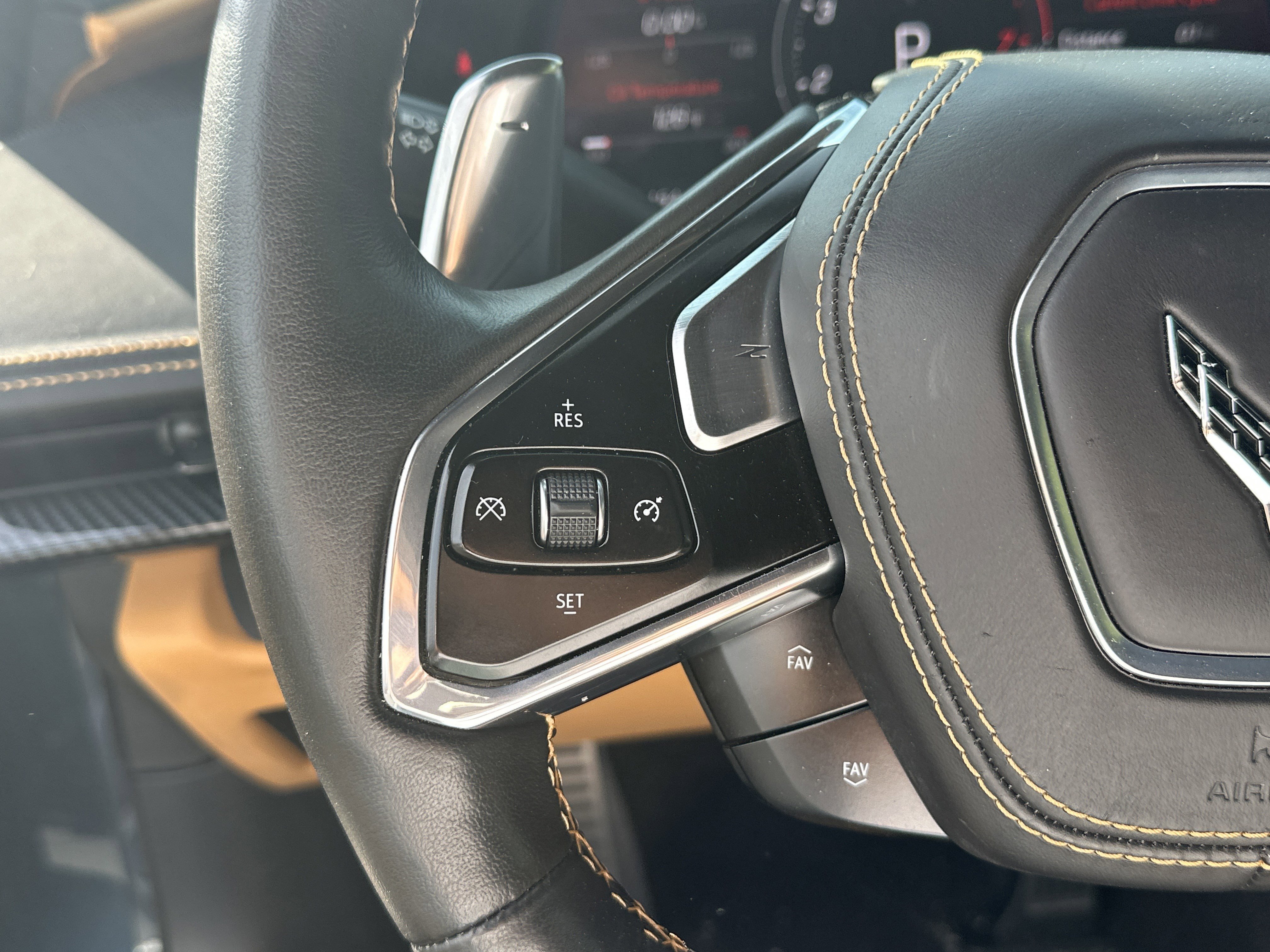 Used 2020 Chevrolet Corvette Stingray Premium Cpe w/ 3LT Preferred Equipment Group image 23