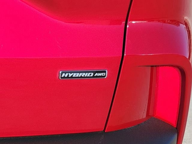 Certified 2025 Ford Escape Platinum w/ Premium Technology Package image 12