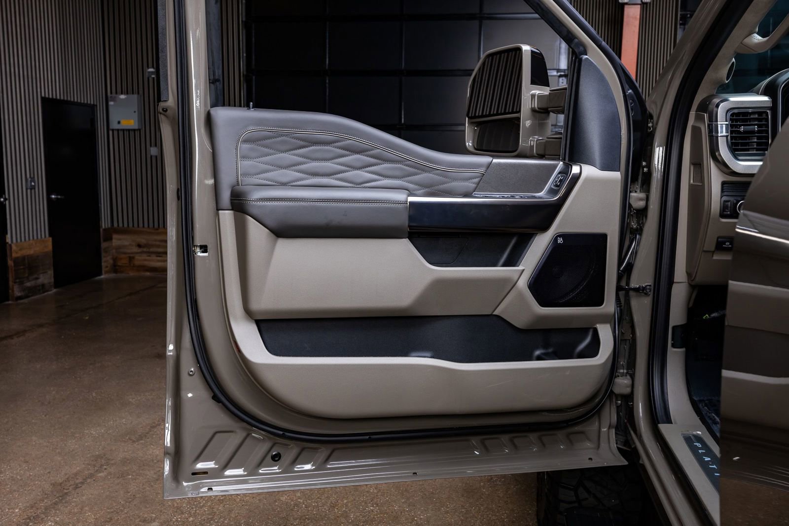 Used 2026 Ford F350 Platinum AWD/4WD image 36