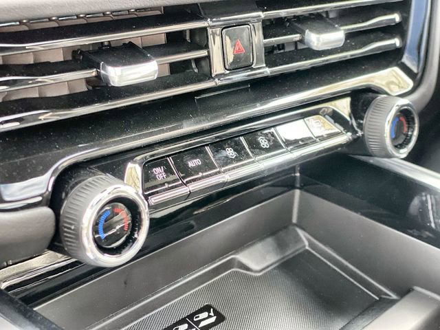 New 2026 Chevrolet Suburban Premier image 24