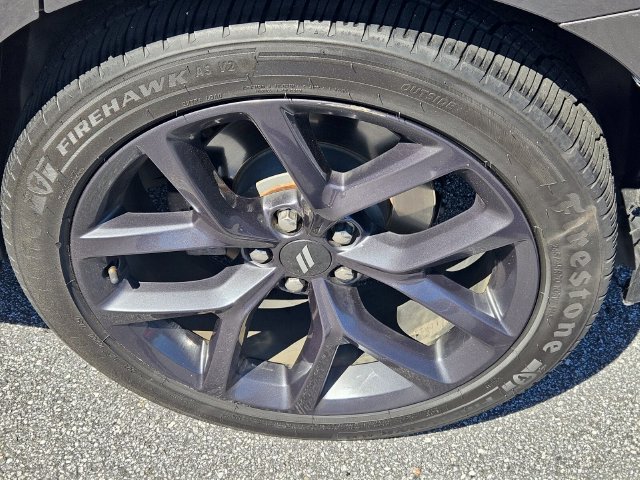 Used 2020 Dodge Charger SXT w/ Blacktop Package RWD image 11