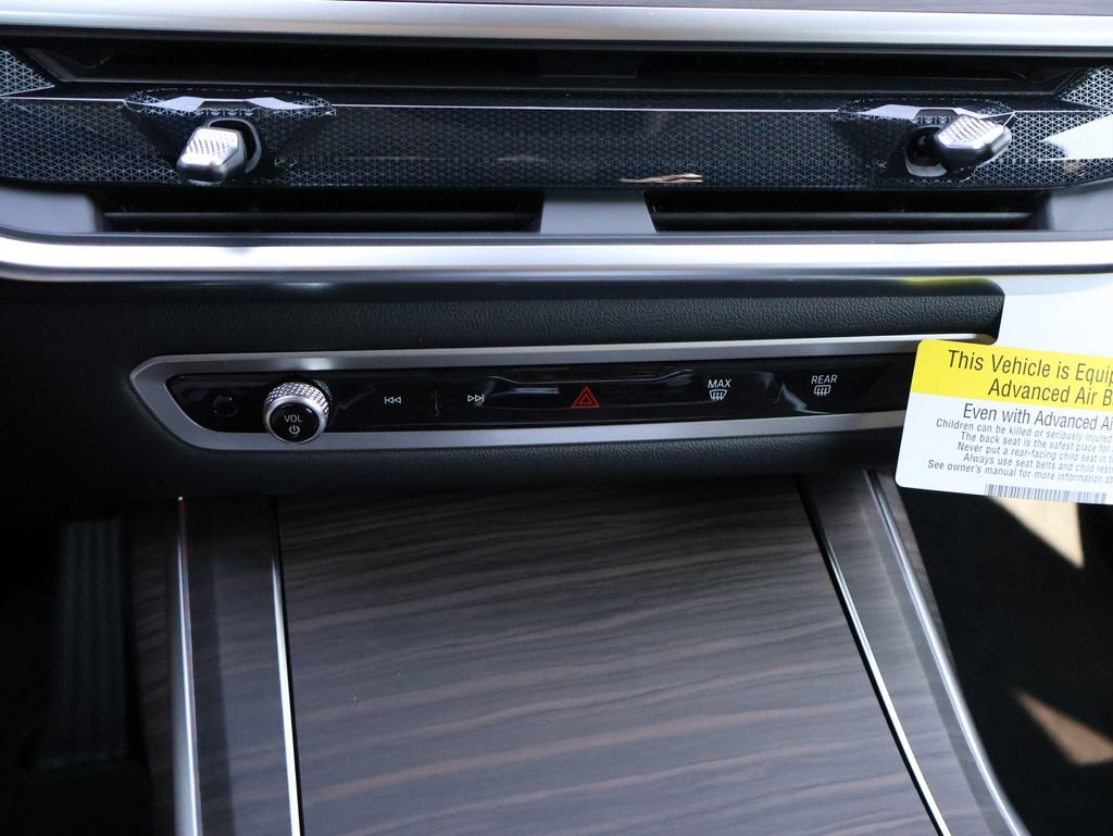 New 2027 BMW X7 xDrive40i AWD/4WD image 21