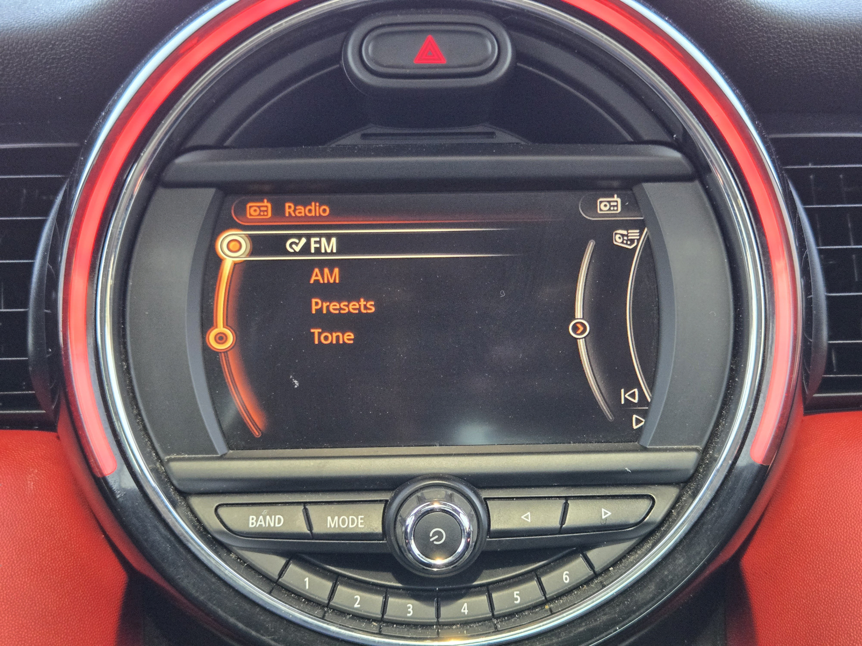 Used 2015 MINI Cooper 2-Door Hardtop FWD image 13