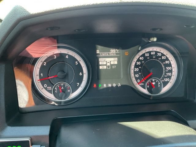 Used 2015 RAM 1500 Express RWD image 16