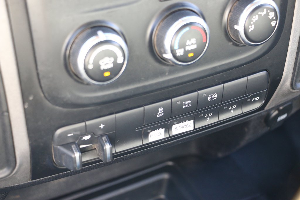 Used 2016 RAM 5500 Tradesman w/ Power & Remote Entry Group AWD/4WD image 16